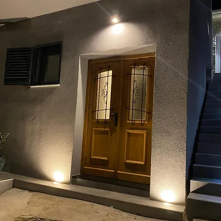 Dalmatia Apartment *