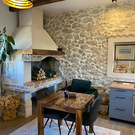 Dalmatia Nin Apartment With Private Jacuzzi *